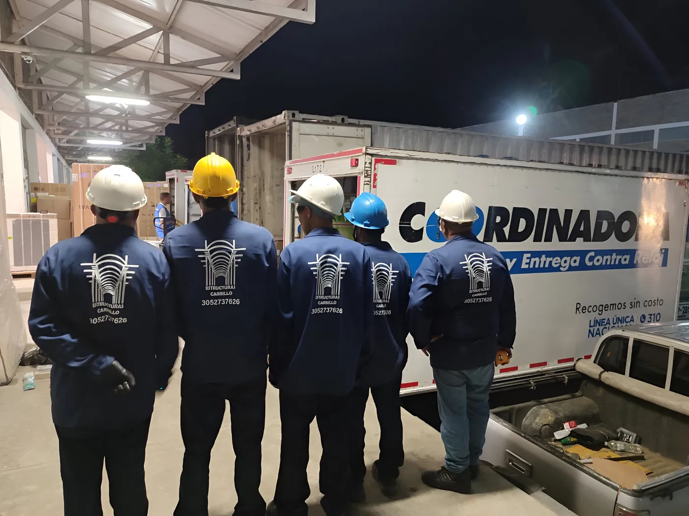 Equipo DEKO Estructuras Carrillo en obra de Coordinadora